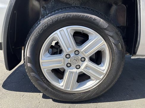 Used 2013 Honda Ridgeline RTL image 17
