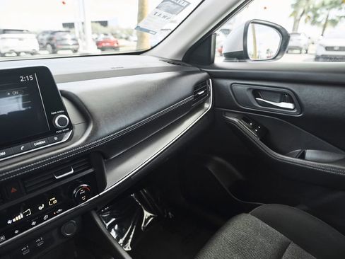 Used 2024 Nissan Rogue SV FWD image 46