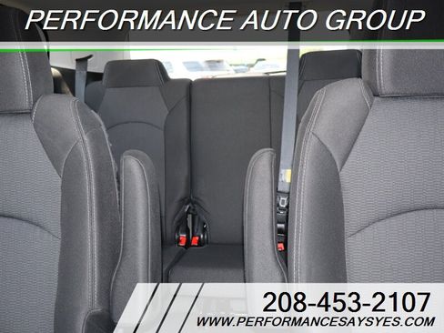 Used 2016 Chevrolet Traverse LT FWD image 21
