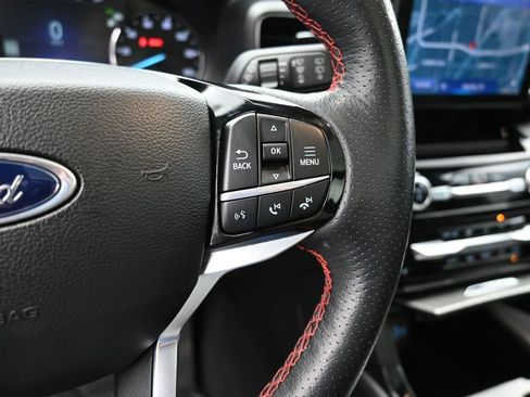 Certified 2023 Ford Explorer ST-Line w/ Class IV Trailer Tow Package image 7