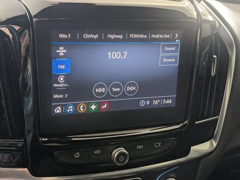 Certified 2023 Chevrolet Traverse LT FWD image 19