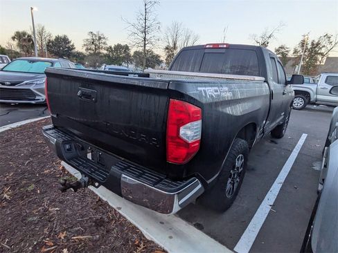 Used 2017 Toyota Tundra SR5 image 7