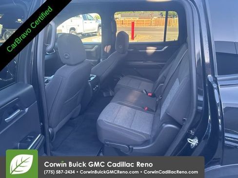 Certified 2025 GMC Acadia Elevation AWD/4WD image 24