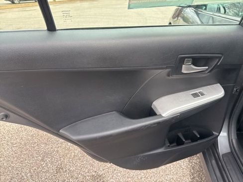 Used 2012 Toyota Camry SE image 17