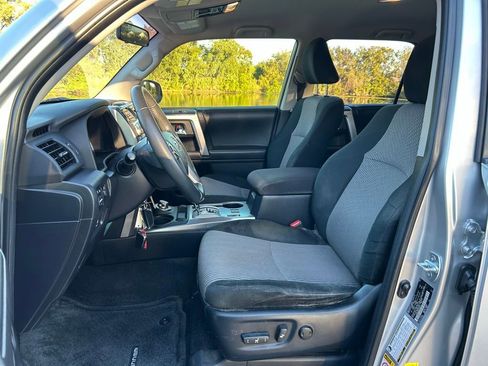 Used 2017 Toyota 4Runner SR5 image 14