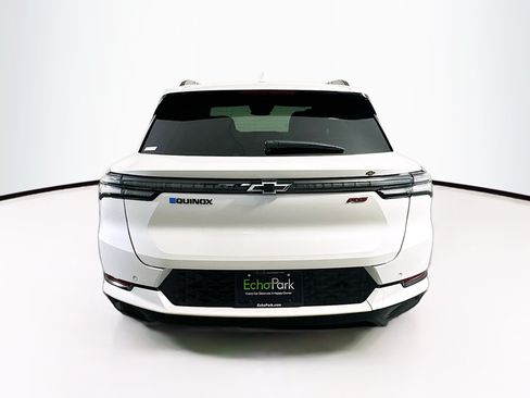 Used 2024 Chevrolet Equinox EV RS FWD image 7
