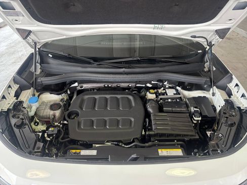 Used 2026 Volkswagen Tiguan SE AWD/4WD image 33