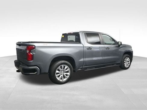 Used 2020 Chevrolet Silverado 1500 Custom w/ Custom Value Package image 5