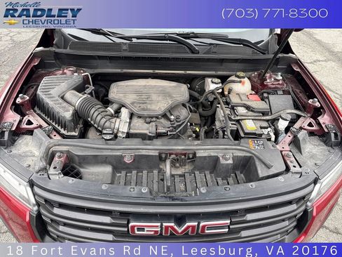 Used 2022 GMC Acadia AT4 w/ Technology Package AWD/4WD image 10