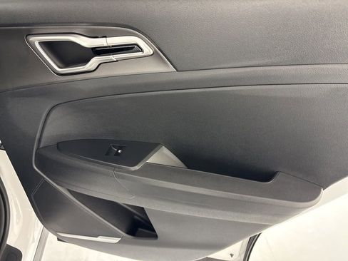 New 2026 Kia Sportage LX image 38