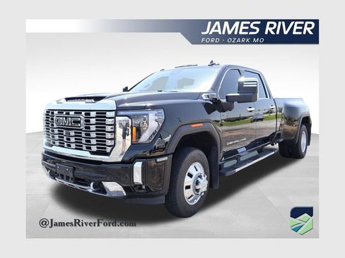 Used 2024 GMC Sierra 3500 Denali w/ Denali Reserve Package AWD/4WD image 1