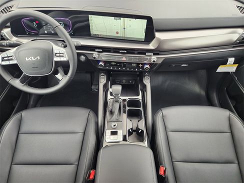 New 2025 Kia Telluride S image 19