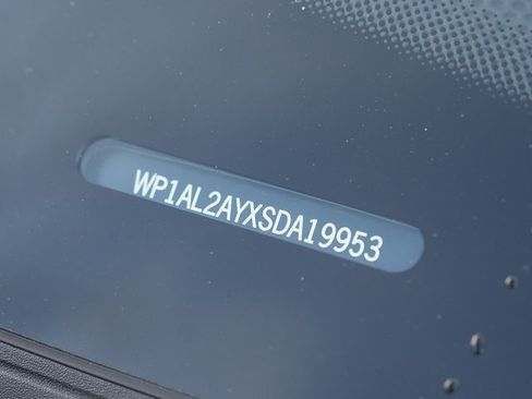 Used 2025 Porsche Cayenne S image 30