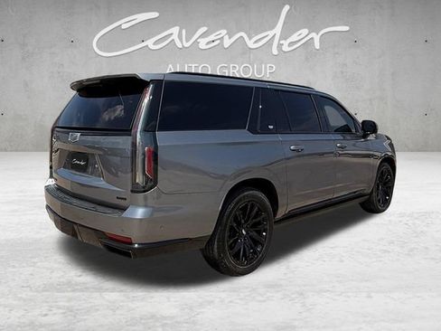 Used 2021 Cadillac Escalade ESV Sport Platinum w/ LPO, ONYX Package RWD image 16