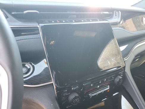 Used 2022 Jeep Grand Cherokee Trailhawk image 23