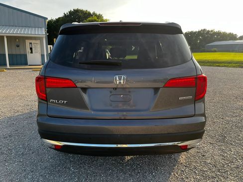 Used 2017 Honda Pilot Touring image 4