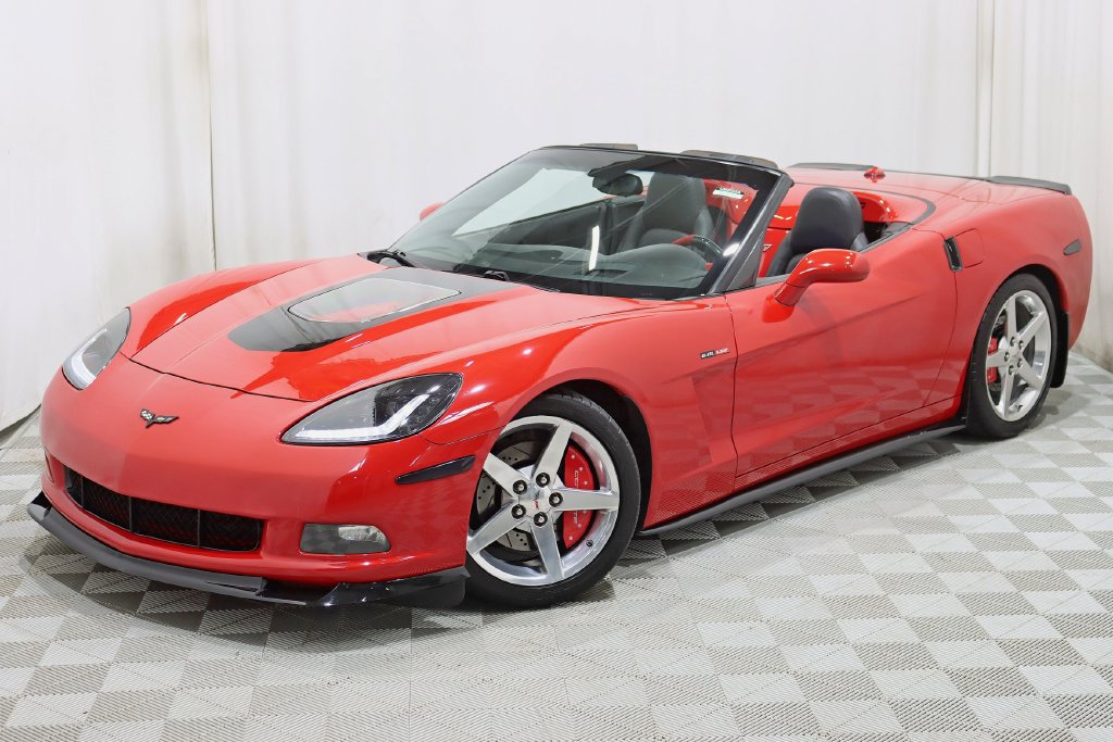 Used 2005 Chevrolet Corvette Convertible w/ Preferred Equipment Group RWD image 7