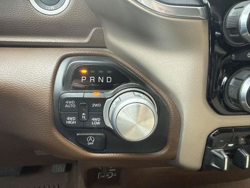 Used 2019 RAM 1500 Laramie AWD/4WD image 27