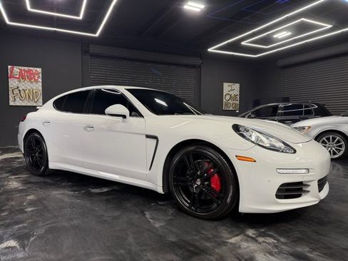 Used 2015 Porsche Panamera S w/ Premium Package Plus RWD image 3
