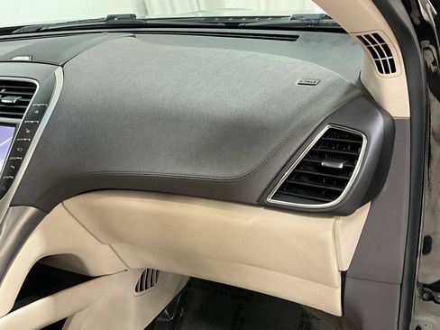 Used 2020 Lincoln Nautilus Reserve w/ Equipment Group 202A AWD/4WD image 17