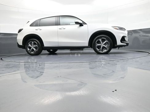 Used 2024 Honda HR-V EX-L image 28