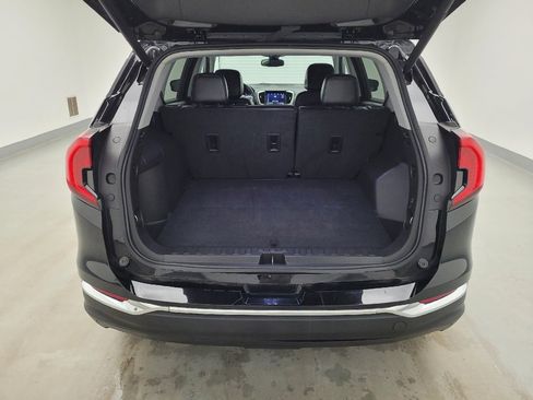 Used 2024 GMC Terrain SLT image 29