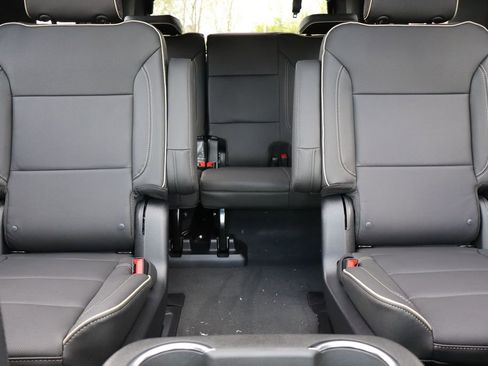 New 2026 Chevrolet Tahoe Premier w/ Sun And Tow Package AWD/4WD image 45