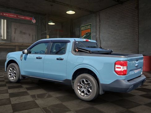 Used 2022 Ford Maverick XLT FWD image 4