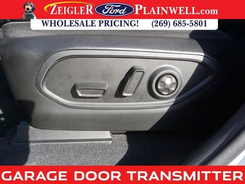 Used 2023 Jeep Grand Cherokee Limited image 19