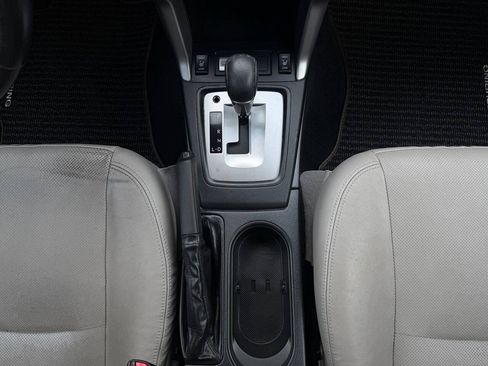 Used 2014 Subaru Forester 2.5i Touring AWD/4WD image 28