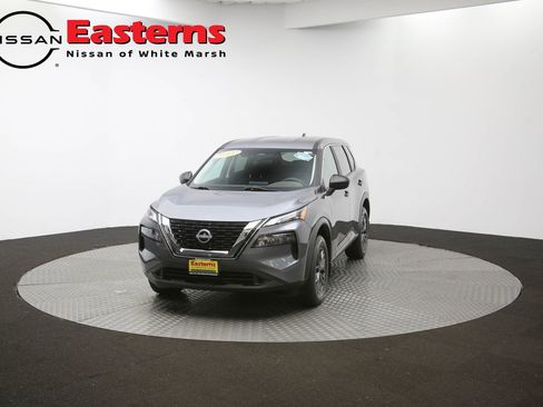 Used 2023 Nissan Rogue S image 71