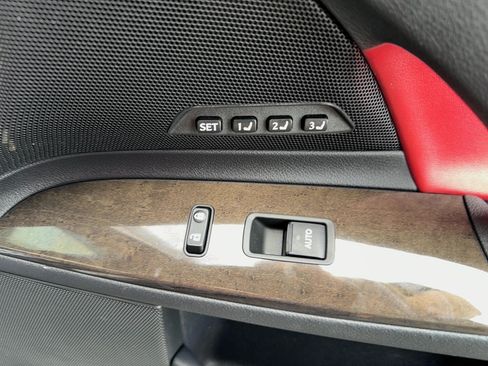 Used 2015 Lexus IS 350C w/ Luxury Package RWD image 21