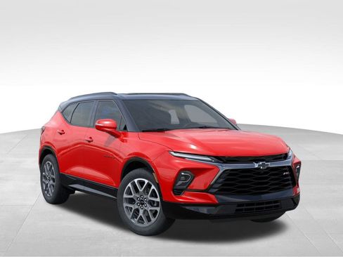 New 2025 Chevrolet Blazer RS w/ Driver Confidence II Package image 9