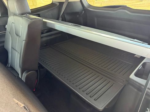 Used 2023 Kia Telluride EX image 20