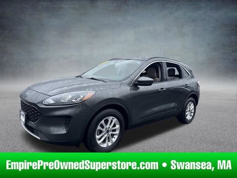 Used 2020 Ford Escape SE image 1