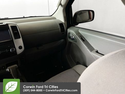Used 2019 Nissan Frontier SV AWD/4WD image 24