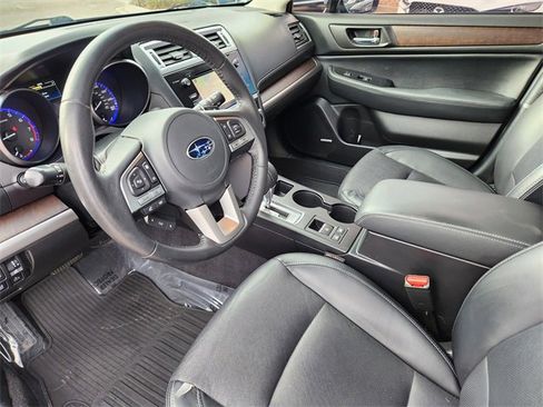 Used 2017 Subaru Outback 3.6R Limited image 7