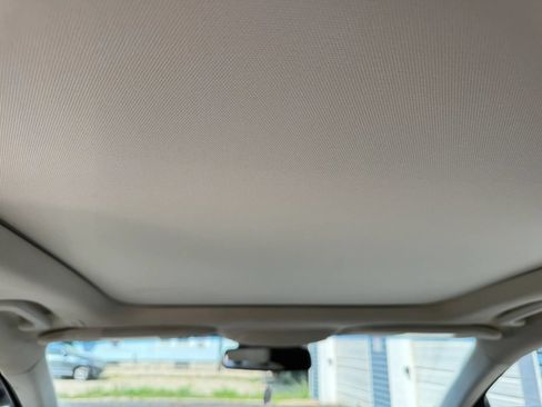 Used 2019 Ford Edge Titanium w/ Cold Weather Package AWD/4WD image 27