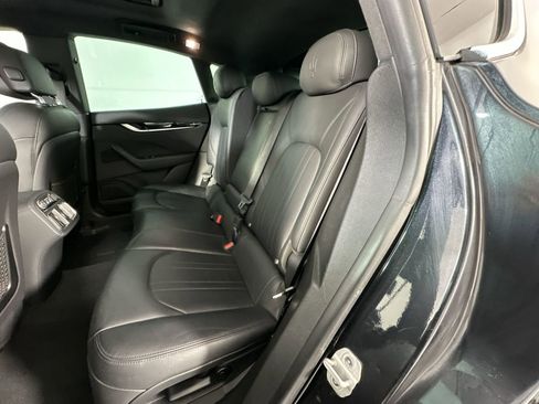 Used 2023 Maserati Levante Modena AWD/4WD image 23