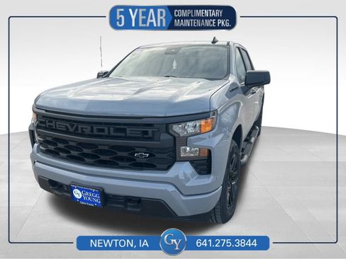 Used 2024 Chevrolet Silverado 1500 Custom w/ Turbomax Blackout Package image 1