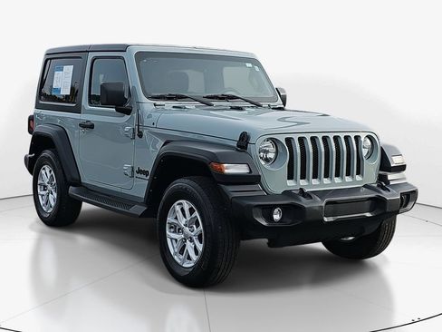 Used 2023 Jeep Wrangler Sport S image 2