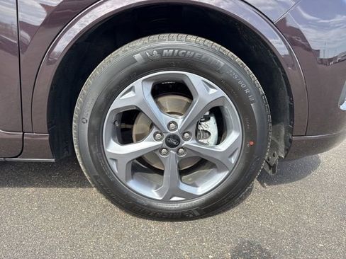 Certified 2023 Ford Escape ST-Line Select w/ Tech Pack #2 image 11