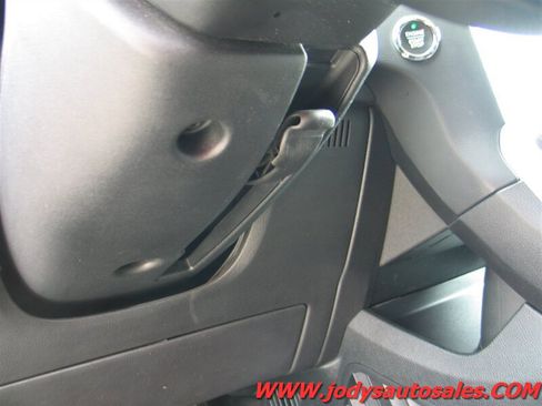 Used 2024 Ford Edge SE w/ Black Appearance Package AWD/4WD image 8