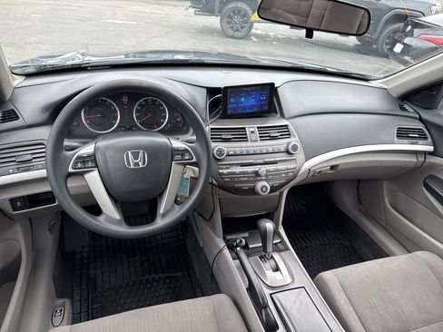 Used 2011 Honda Accord LX image 31