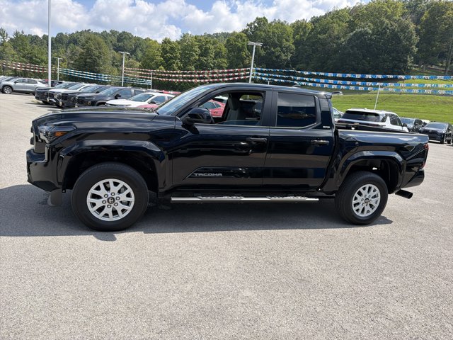 Used 2024 Toyota Tacoma SR5 AWD/4WD image 9