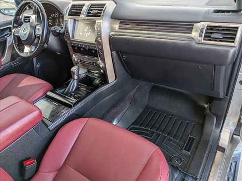 Used 2021 Lexus GX 460 Premium w/ Premium Plus Package image 23