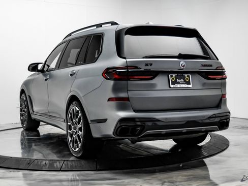 Used 2023 BMW X7 M60i w/ Executive Package image 9