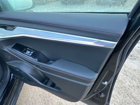 Used 2024 Jeep Wagoneer Launch Edition image 20