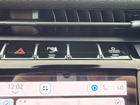 Used 2023 Jeep Grand Cherokee Trailhawk image 66