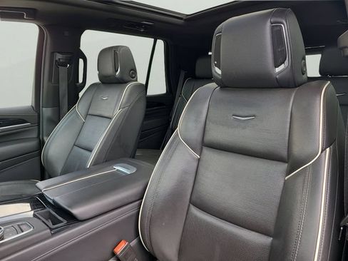 Used 2024 Cadillac Escalade Sport AWD/4WD image 20